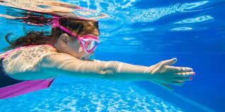 Nager pour la première fois