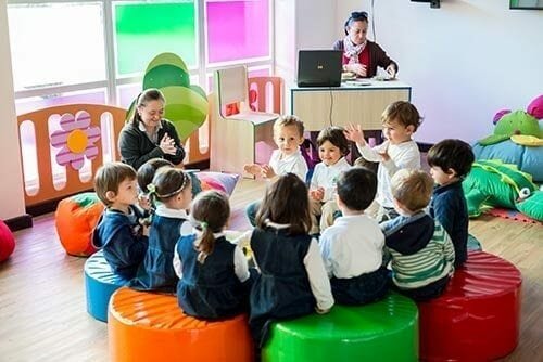 Quand j'ai eu 4 ans, je suis allé dans un jardin d'enfants à Chia