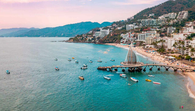 Tercer Congreso Nacional en Puerto Vallarta, Jalisco.