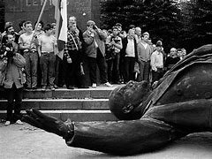 1991 Collapse of Soviet Union