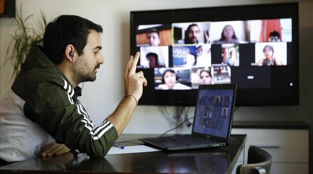 comienzo de clases en linea al 100%