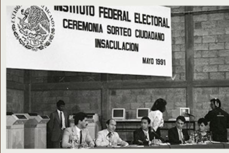 1992  Modificaciones al estatuto del Servicio Profesional Electoral y del personal del Instituto Federal Electoral.