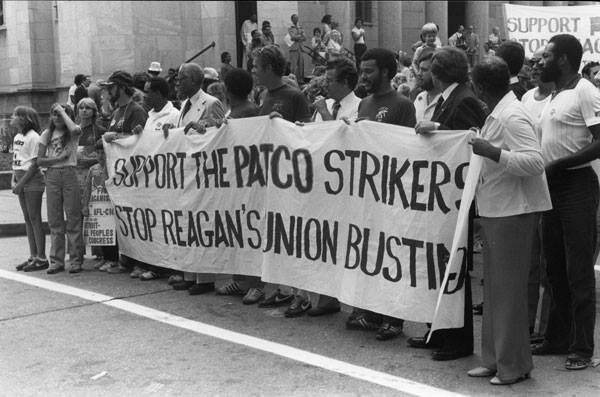 Reagan and air-traffic controllers strike
