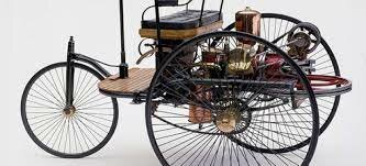 Automóvil patentado en 1886 por Karl Benz