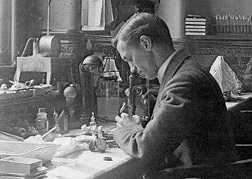 PRIMERA VOCACIÓN HACIA LA MEDICINA