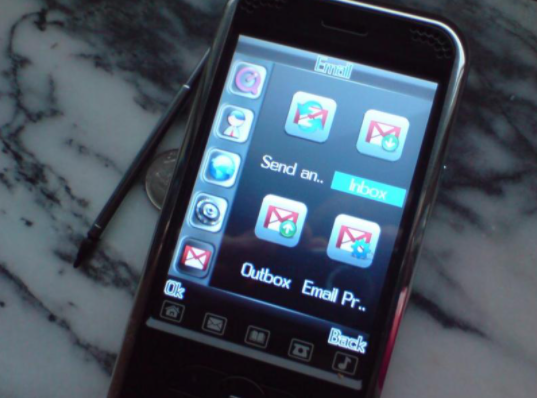 Los emails y mensajes de texto