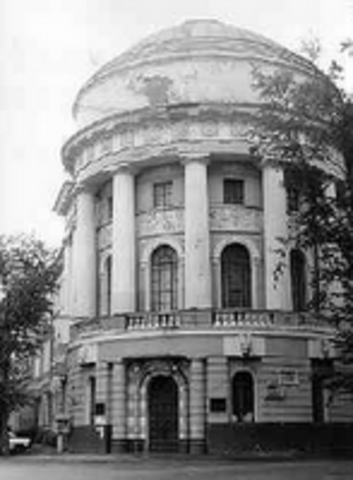 Presentó una comunicación "Métodos en la investigación reflexológica y psicológica"