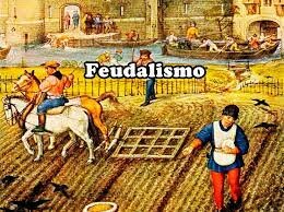 701 No século VIII ao XI iniciou-se o primeiro  feudalismo com direito e coação sistematizada em que a igreja impõe sus ordens ( os reinos eram etnias sob um rei, comunidades de cristãos sob um rei.