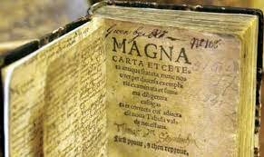 1215 a carta magna e outros documentos mostram os privilégios vão sendo obtidos e transferidos escorrendo escada abaixo na hierarquia social