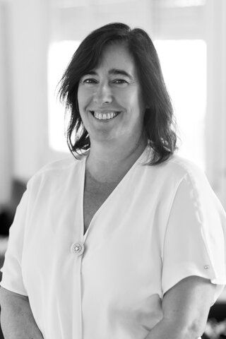 Enfoques y debates princip.: Elsa Llenderrozas (Argentina)