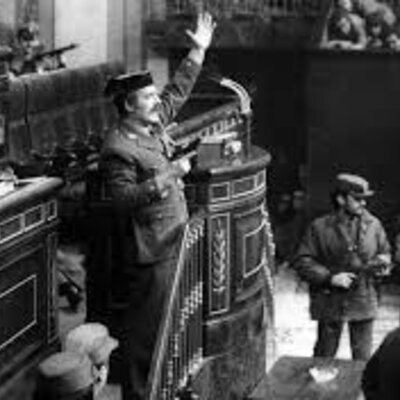 Timeline: UD 12 - TRANSICIÓN Y GOBIERNOS DEMOCRÁTICOS