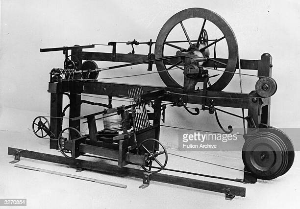 MÁQUINA DE HILAR (SPINNING MULE)