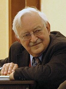 Teoría de Sistema-Mundo: Immanuel Wallerstein (Estadounidense, 1930-2019)