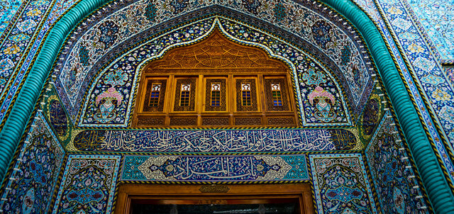 Mongols besiege Baghdad.