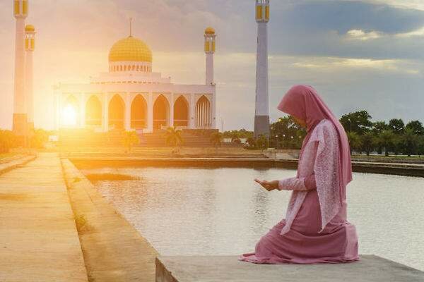 Modern spread of Islam begins.