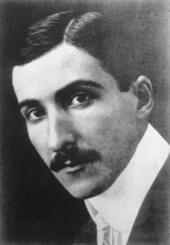 Hennes arbete uppmärksammades av den österrikiska författaren Stefan Zweig