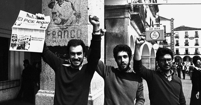 Legalización del PCE.