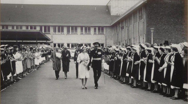 Stage I opened by The Queen