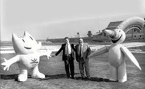 España es el país anfitrión de las Olimpiadas y de la exposición universal