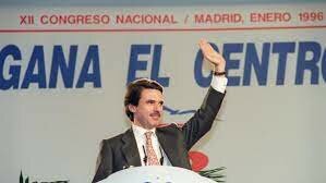 EL Partido Popular gana en las elecciones generales por mayoría simple y José María Aznar se convierte en Presidente del Gobierno
