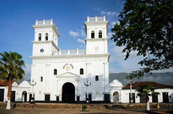 1883 Creación parroquia de San Juan Bautista