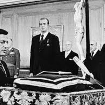 Timeline: El proceso de transición a la democracia y la Constitución de 1978