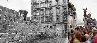 Inizia la costruzione del muro di Berlino