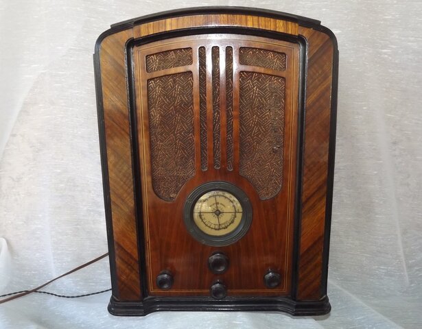 1 - Ricardo Reis compra uma telefonia