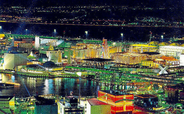 España es el país anfitrión de las Olimpiadas y de la Exposición Universal.