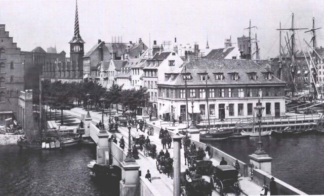 Niels Bohr's first years.