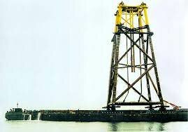 Se substituye el carbón por el petróleo en los buques