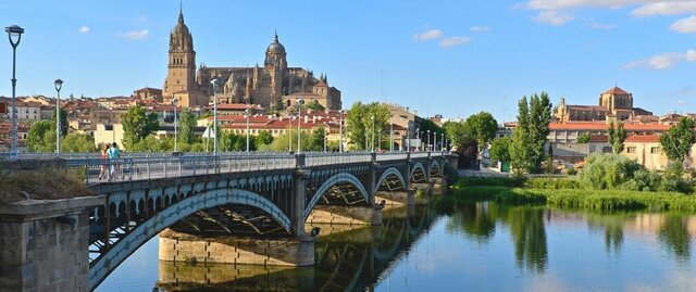 Nacimiento de Lázaro