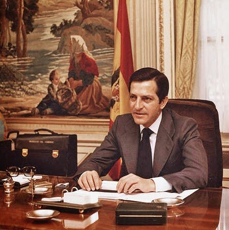 Suárez, presidente del Gobierno. Ley para la Reforma Política.