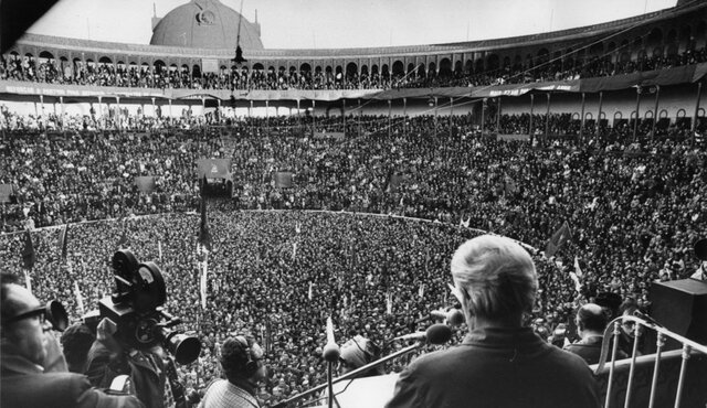 5 - Comício contra o comunismo