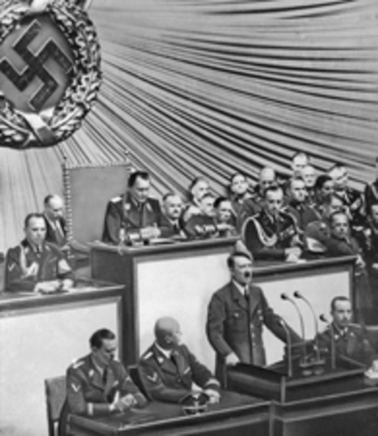 •	Hitler (Germany) invades Poland, beginning WWII.