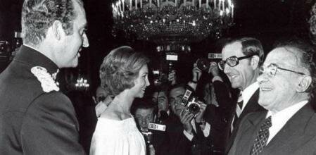 Legalización del PCE.