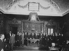 Se instituyó la Secretaría de Instrucción Pública y Bellas Artes.