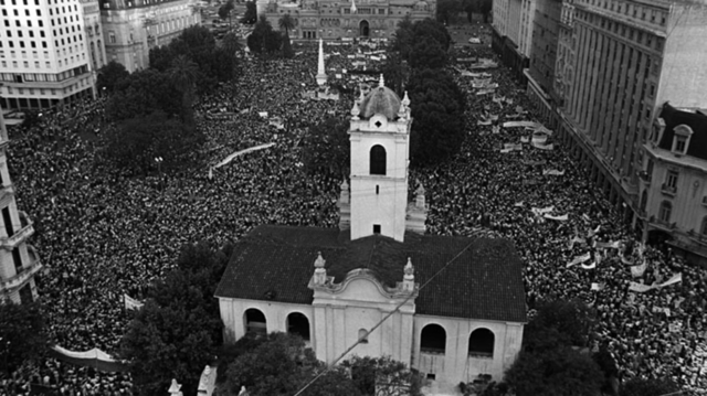 REGRESO A LA DEMOCRACIA