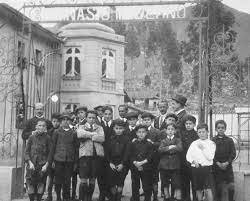 1914. Primer Establecimiento Privado en Bogotá.