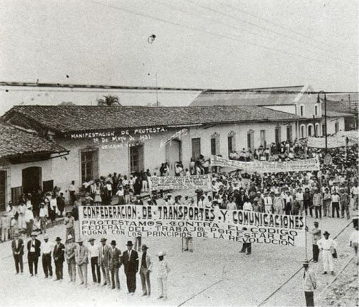 Se expide la Ley Federal del Trabajo