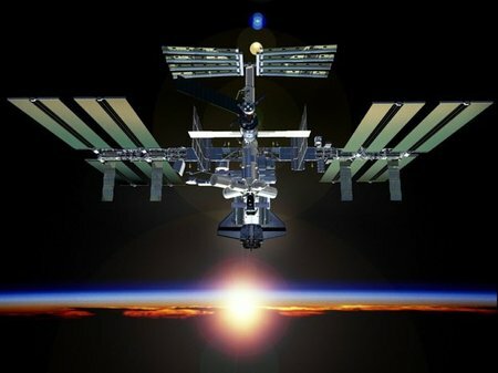 Inicio de la construcción de la Estación Espacial Internacional