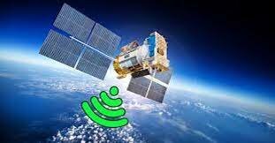 Se establece una conexión por satélite de ARPANET