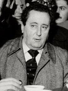 1974  Comienzo del aislamiento del régimen