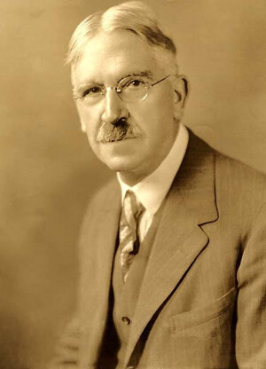 John Dewey (1859-1952),