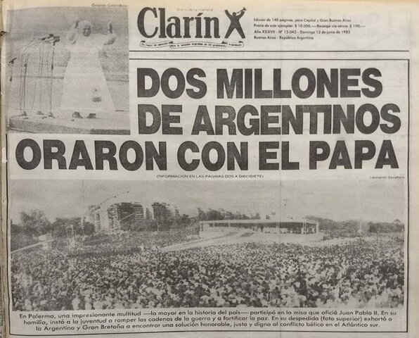 El Papa Juan Pablo II llega a Buenos Aires