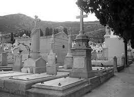 Decreto que declara que cesa toda intervención del clero en los cementerios y camposantos, quedando los lugares respectivos bajo jurisdicción civil.