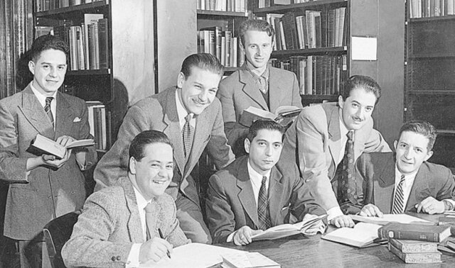 Modelo económico y político neoliberal con influencias de Melton Friedman desarrollado por los Chicago Boys