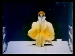 Annabelle Serpentine dance