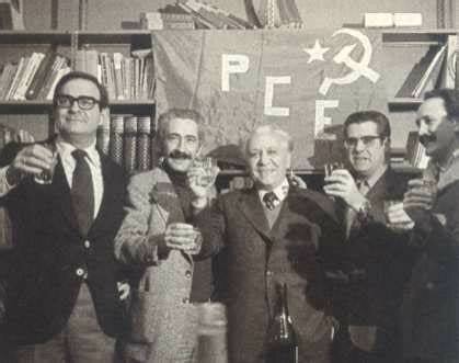 Legalización del PCE.