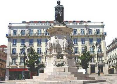 Muere Luis de Camões